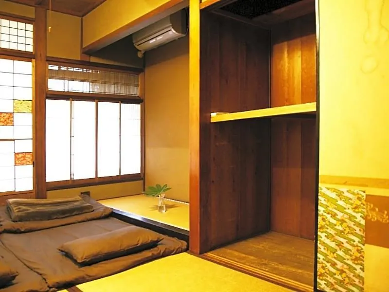 Guesthouse Yululu Kyoto