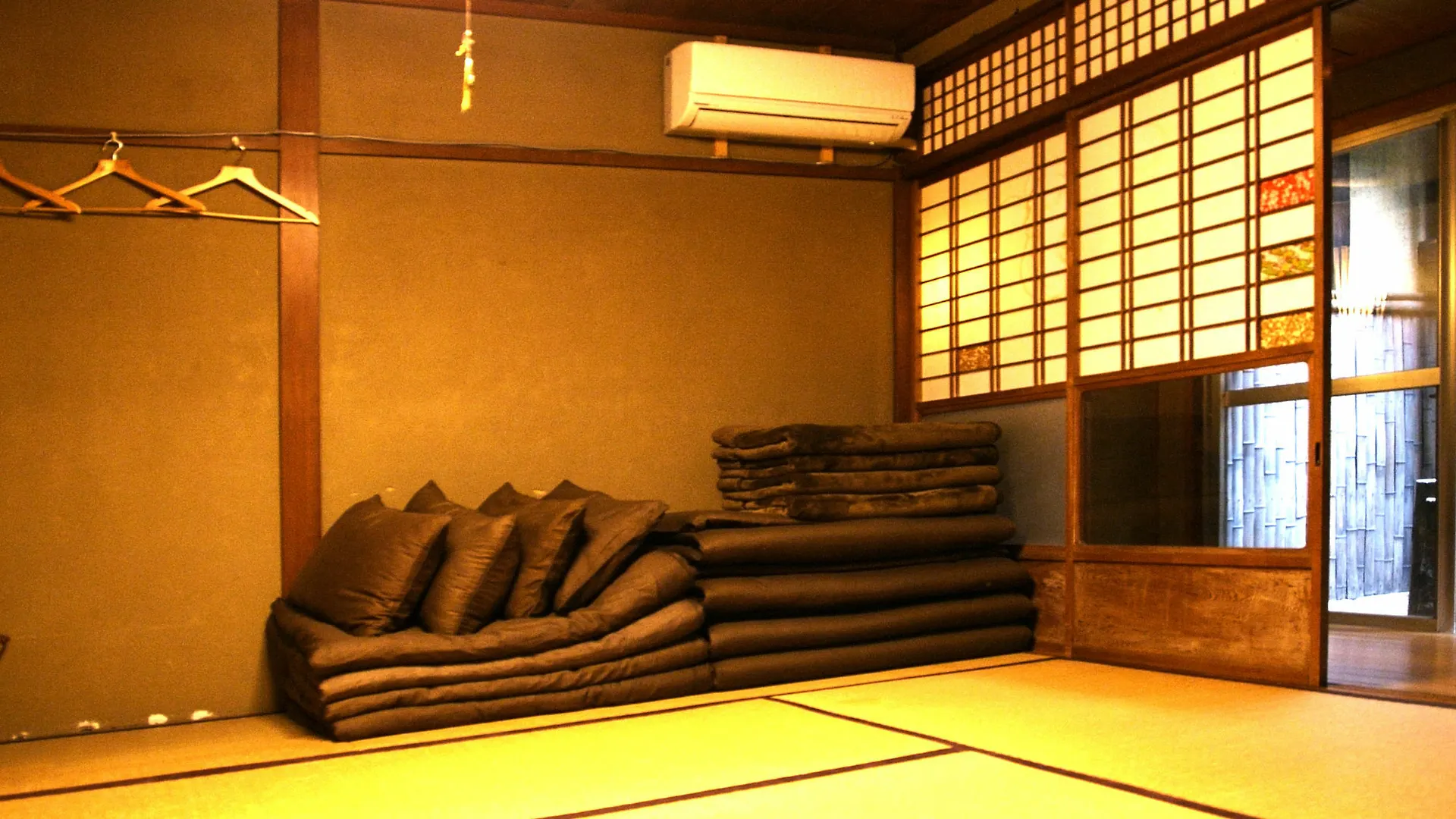 Guesthouse Yululu Kyoto Japan